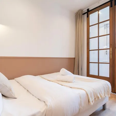 Superb Bright Apartment, 2 Bedrooms, 5 People ليل