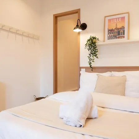Superb Bright Apartment, 2 Bedrooms, 5 People Апартаменты Лилль