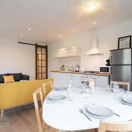 Superb Bright Apartment, 2 Bedrooms, 5 People
